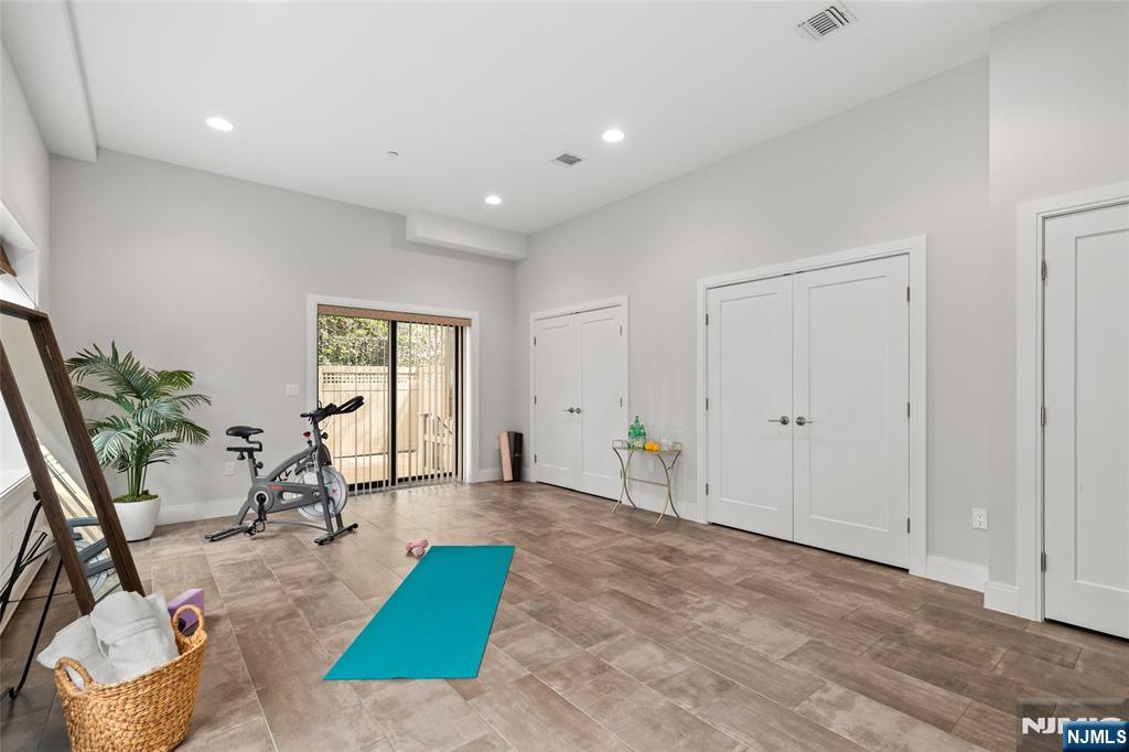 519 Walnut Street — photo 19