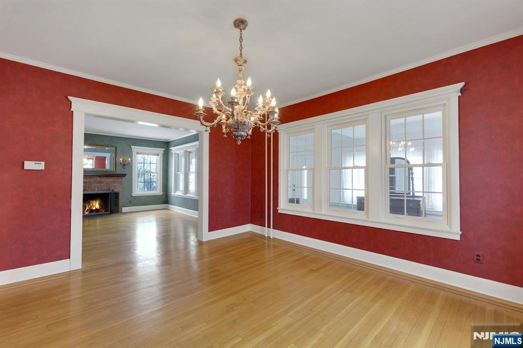 314 Knickerbocker Road, Tenafly, NJ, 07670