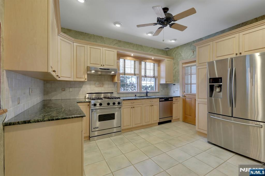 314 Knickerbocker Road, Tenafly, NJ, 07670