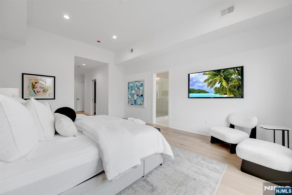18 Feldman Court — photo 23