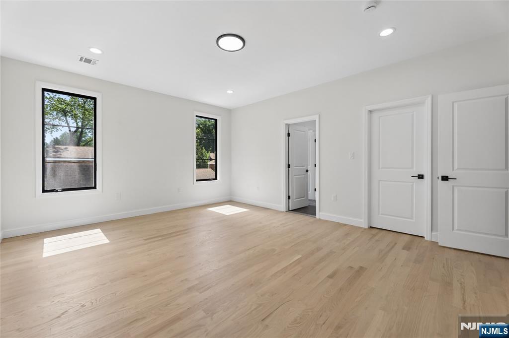 532 Hobart Road — photo 31