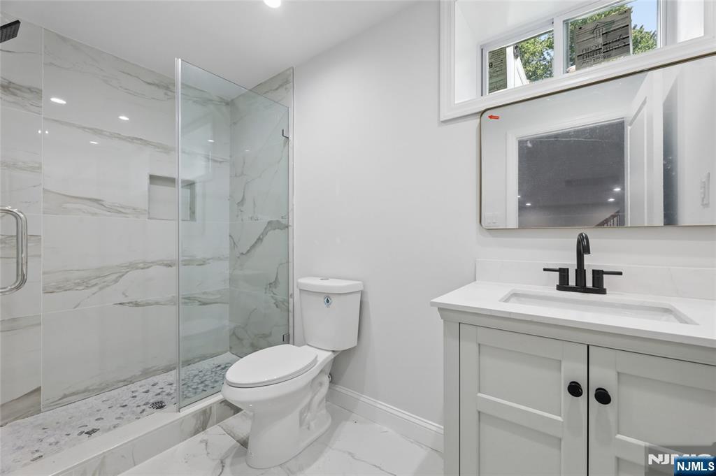532 Hobart Road — photo 41