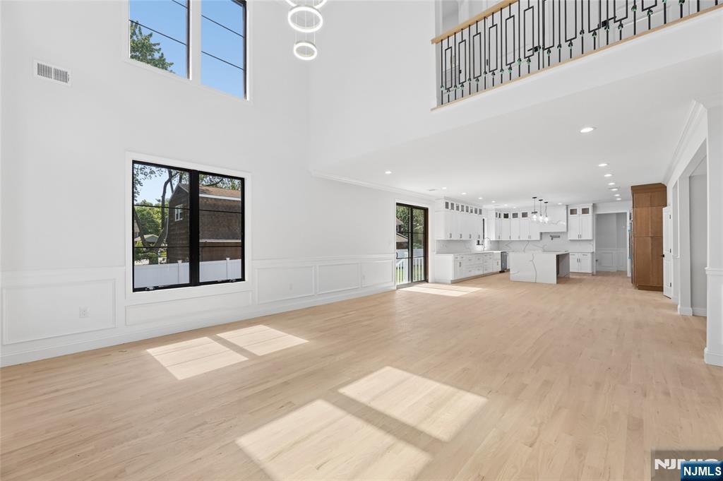 532 Hobart Road — photo 10