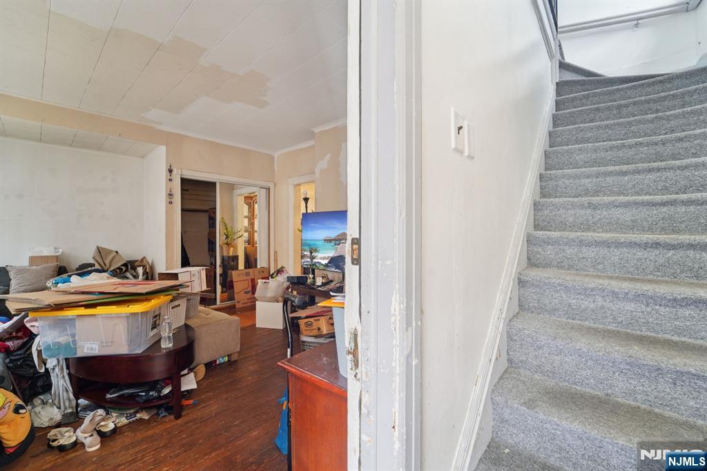 6 4th Street, Passaic, NJ, 07055