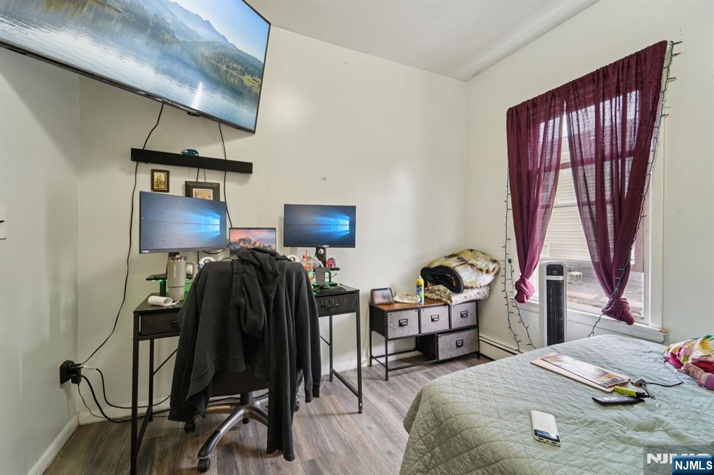 6 4th Street, Passaic, NJ, 07055