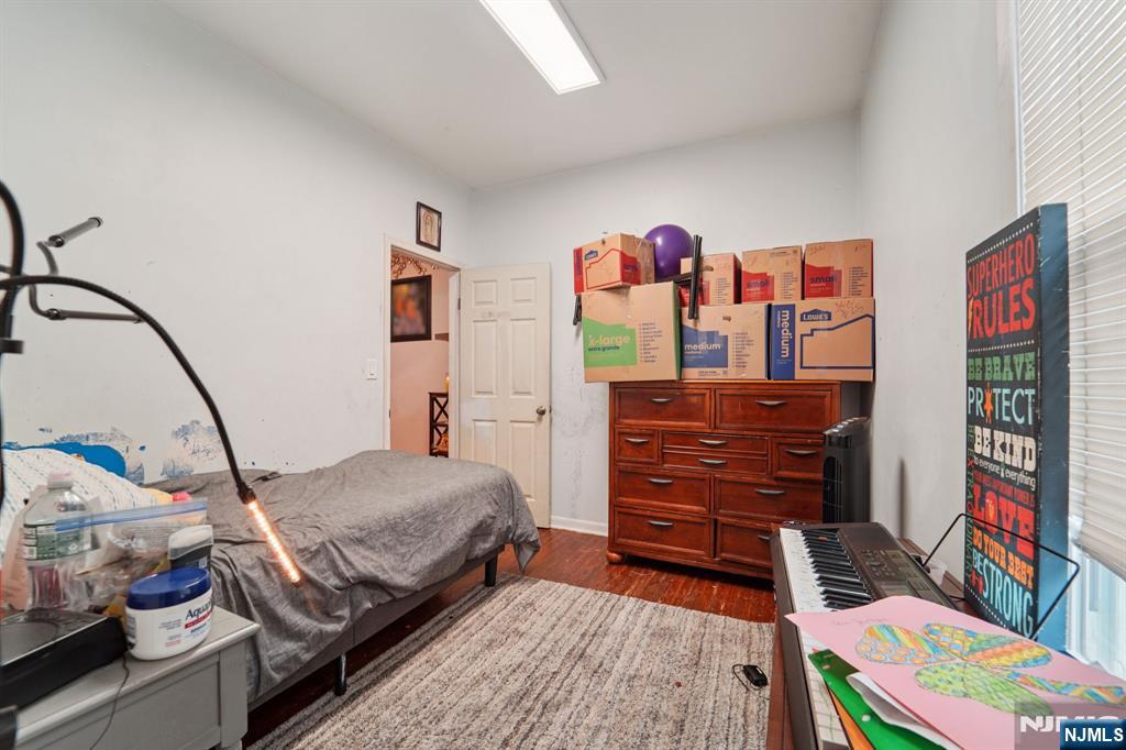 6 4th Street, Passaic, NJ, 07055