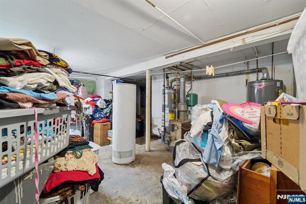 6 4th Street, Passaic, NJ, 07055