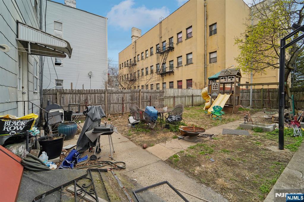 6 4th Street, Passaic, NJ, 07055