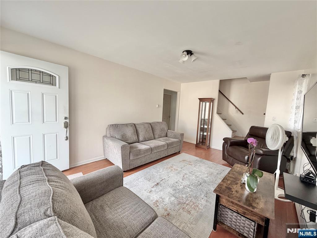 2 Sunnyside Place, Verona, NJ, 07044