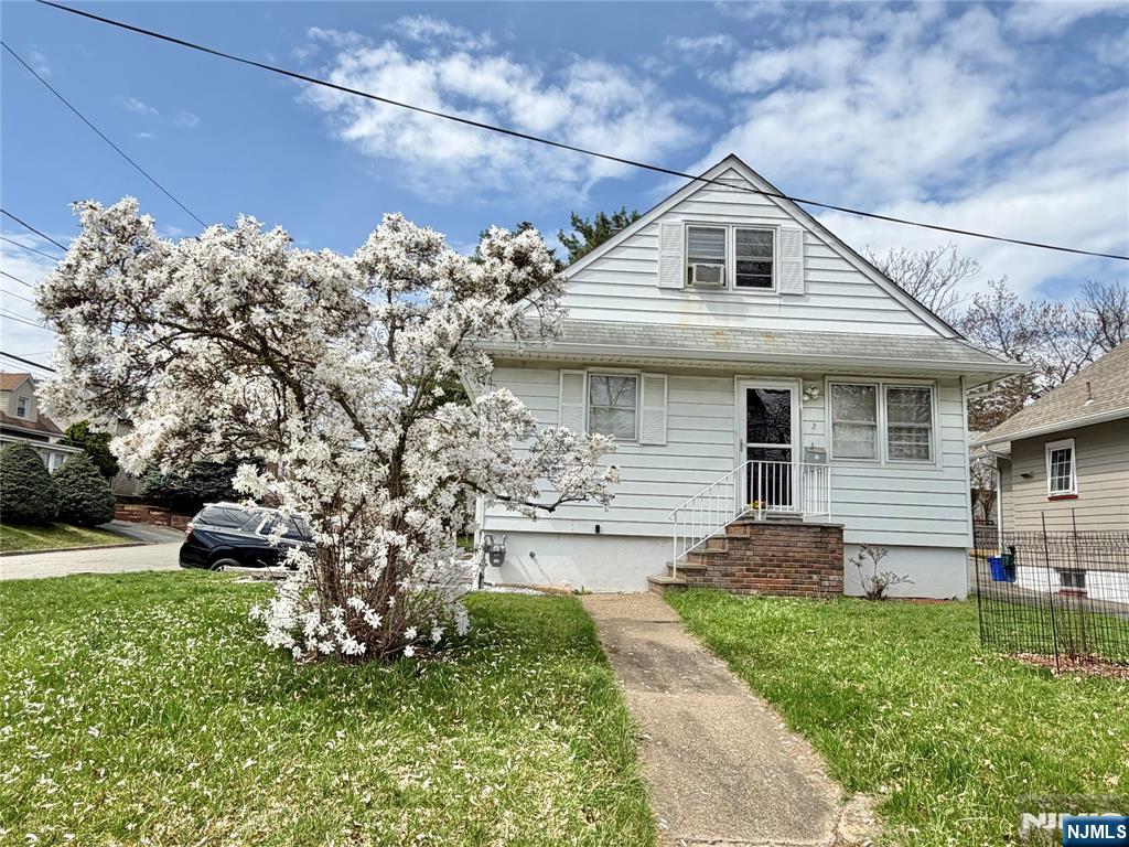 2 Sunnyside Place, Verona, NJ, 07044