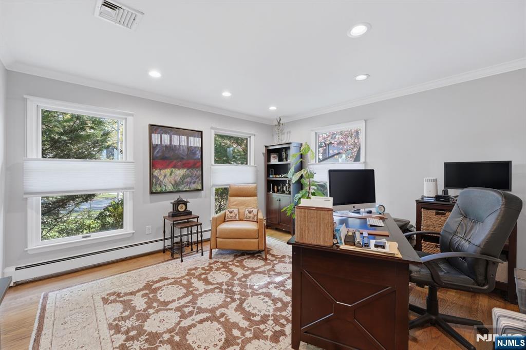 38 Trautwein Crescent, Closter, NJ, 07624