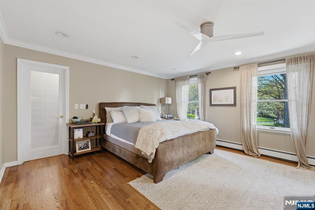 38 Trautwein Crescent, Closter, NJ, 07624