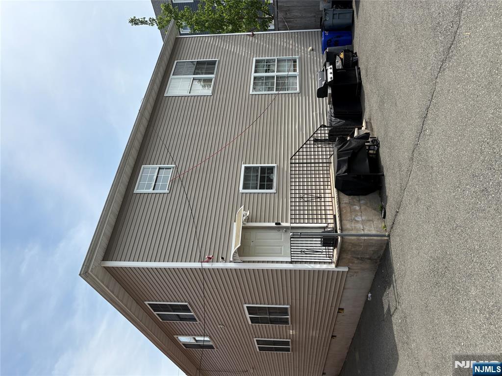 167 Watson Avenue - Photo 3