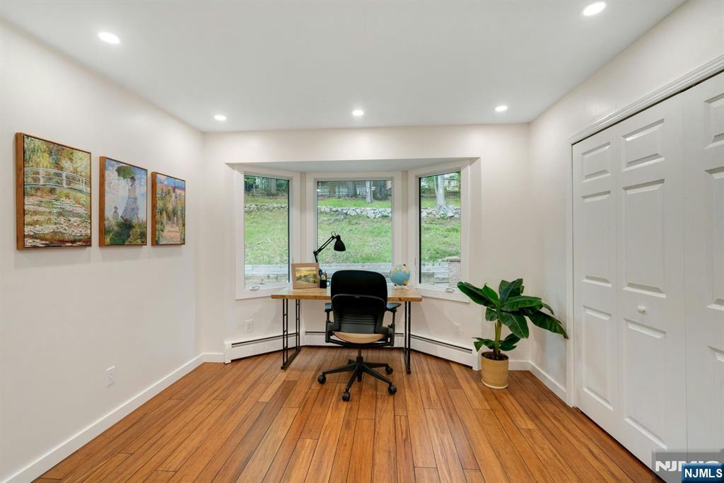 1st Floor Guest Room/Office