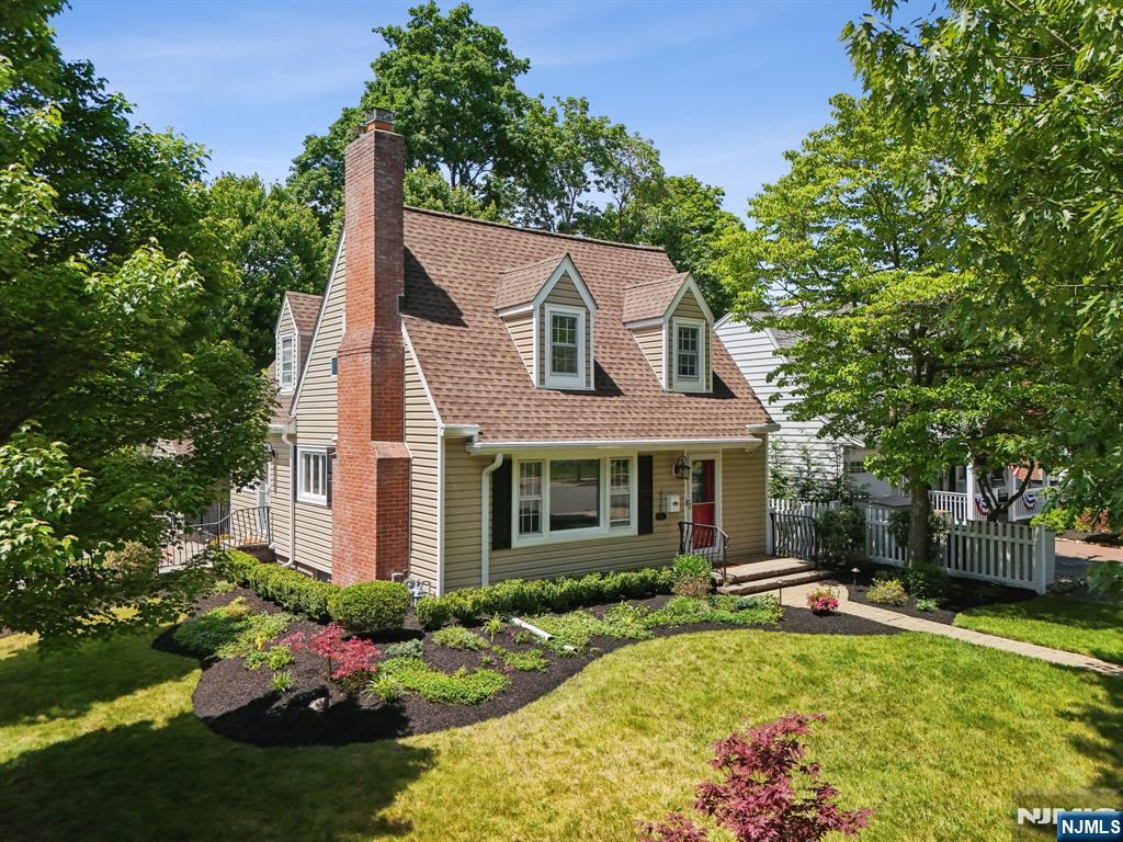 428 Fairfield Avenue, Ridgewood, NJ 07450 Listing Photo  0