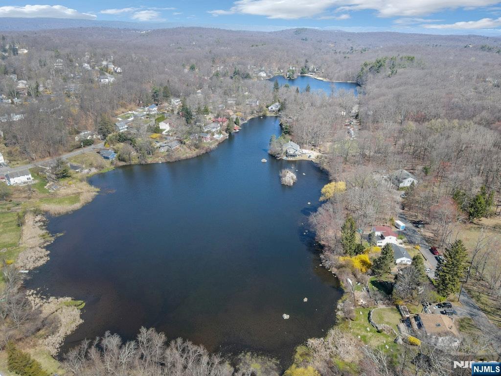23 Upper Mountain Glen Lake Drive, West Milford, NJ 07480 Listing Photo  29