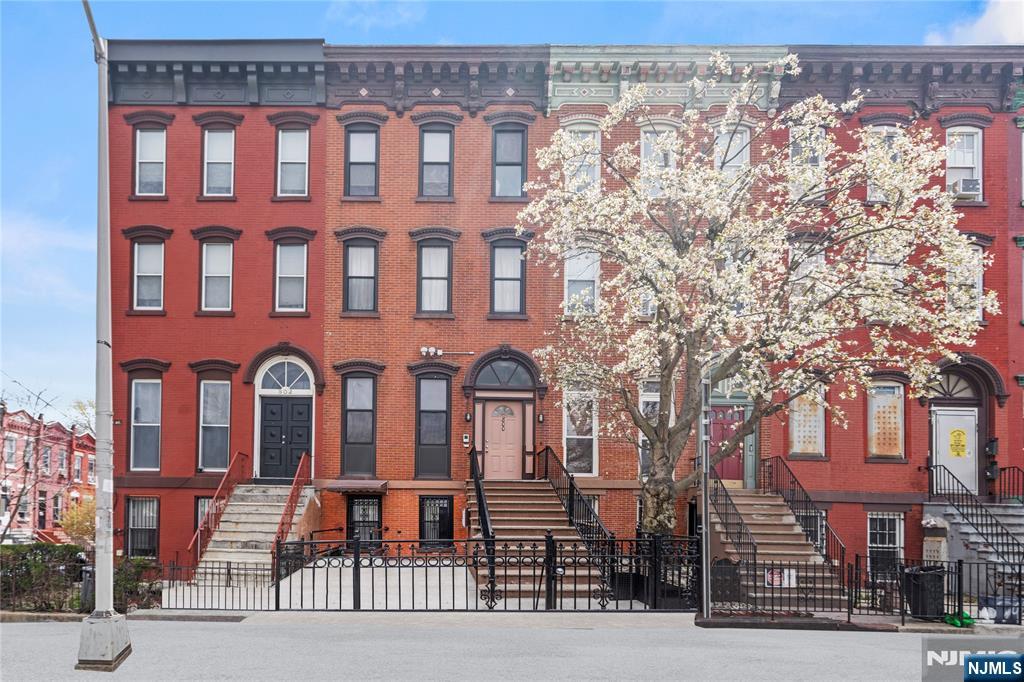 38 N Delancy UNIT 3, Newark, NJ, 07105