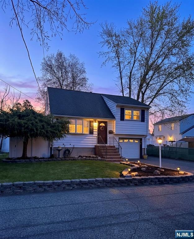 6 Evergreen Avenue - Photo 1