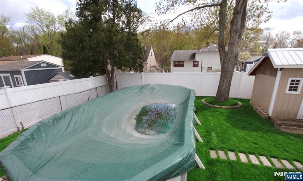 6 Evergreen Avenue - Photo 2