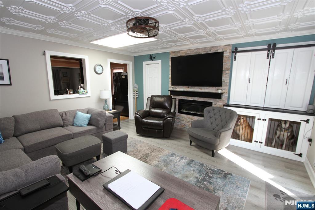 6 Evergreen Avenue - Photo 4