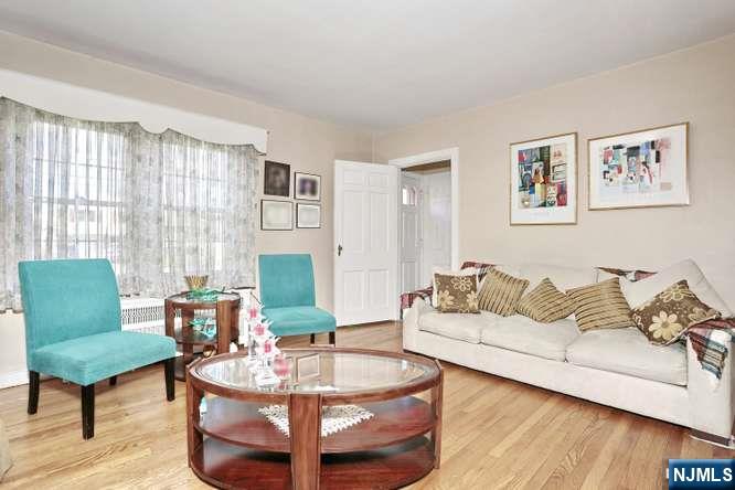 218 Hickory Avenue - Photo 5