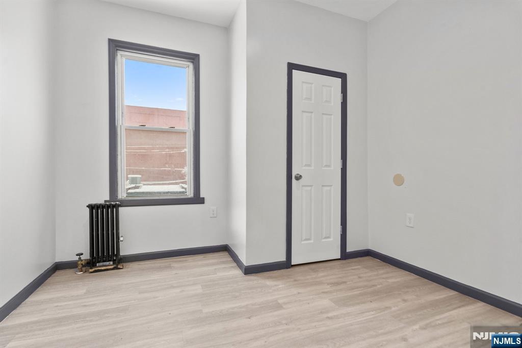 211 13th Street - Photo 4