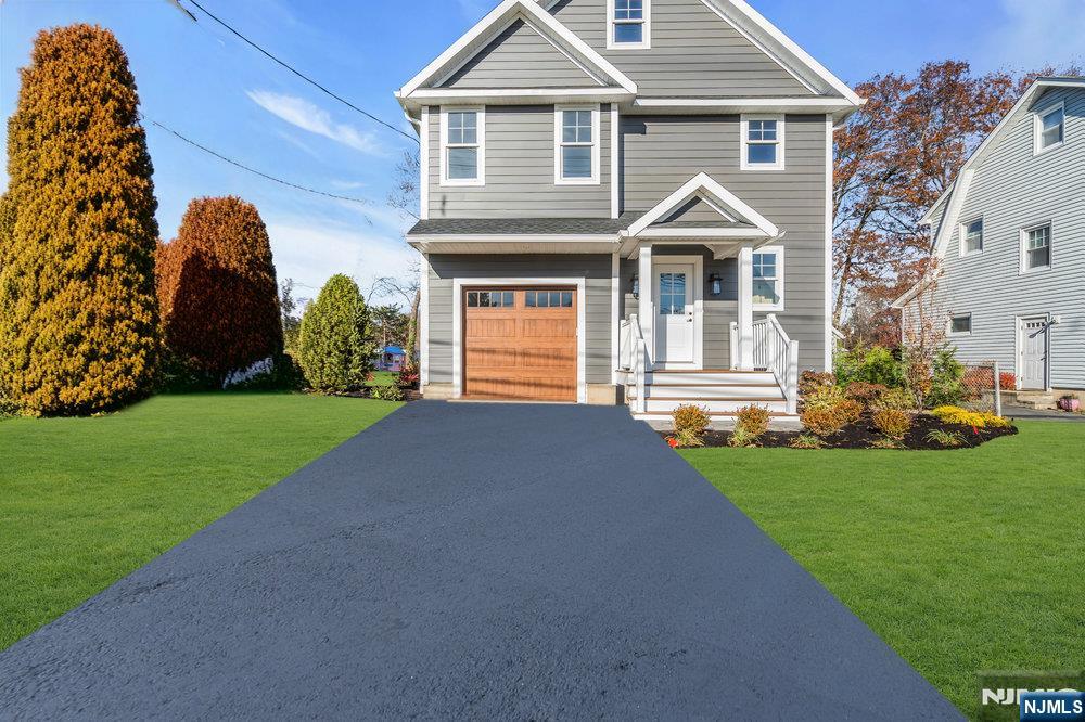 44 Brooklake Road - Photo 2