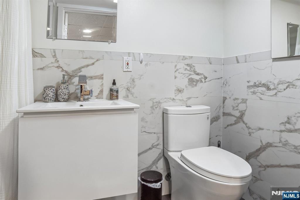 39 Glen Avenue — photo 14