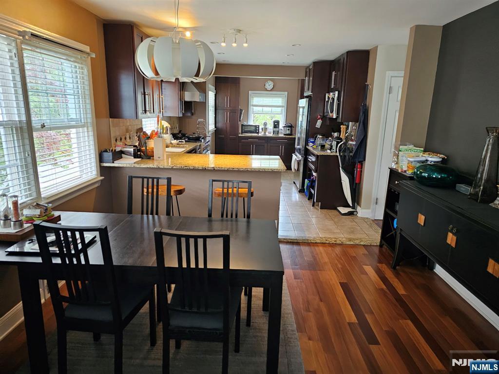 39 Glen Avenue — photo 4