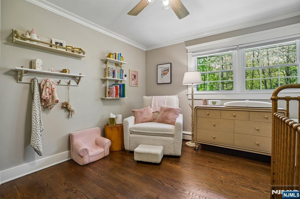 586 Sparrowbush Road — photo 24