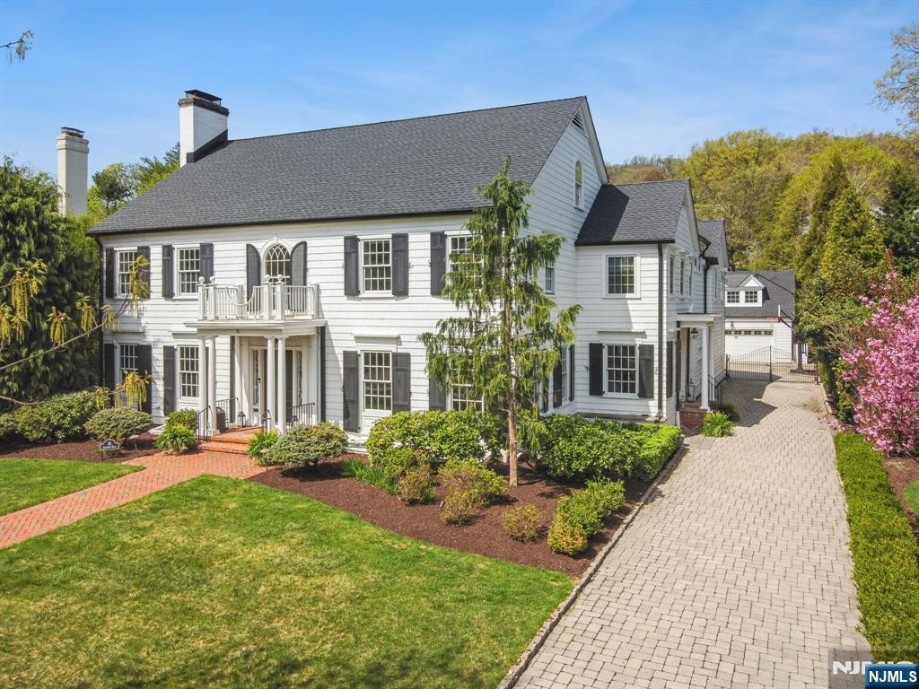 $3,000,000 Colonial