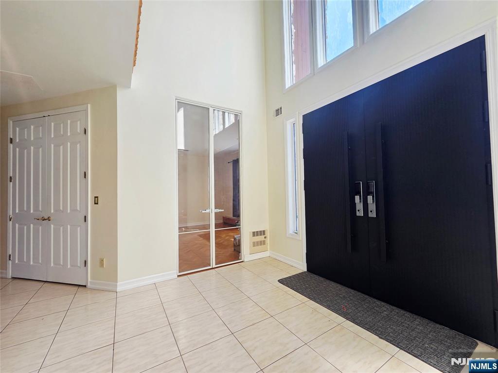 4 Valenza Lane - Photo 5