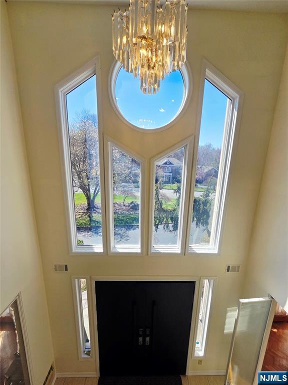 4 Valenza Lane — photo 9
