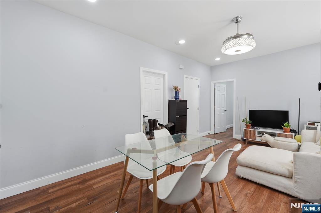 17 Troy Street 2 - Photo 3