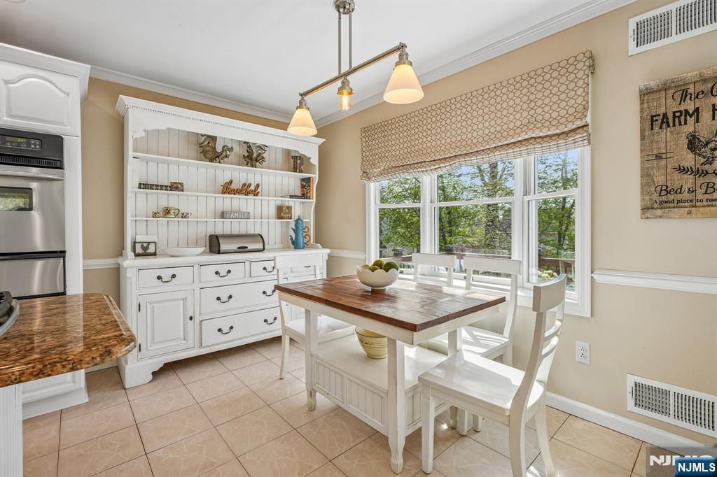 78 Elmwood Road, Cedar Grove, NJ, 07009