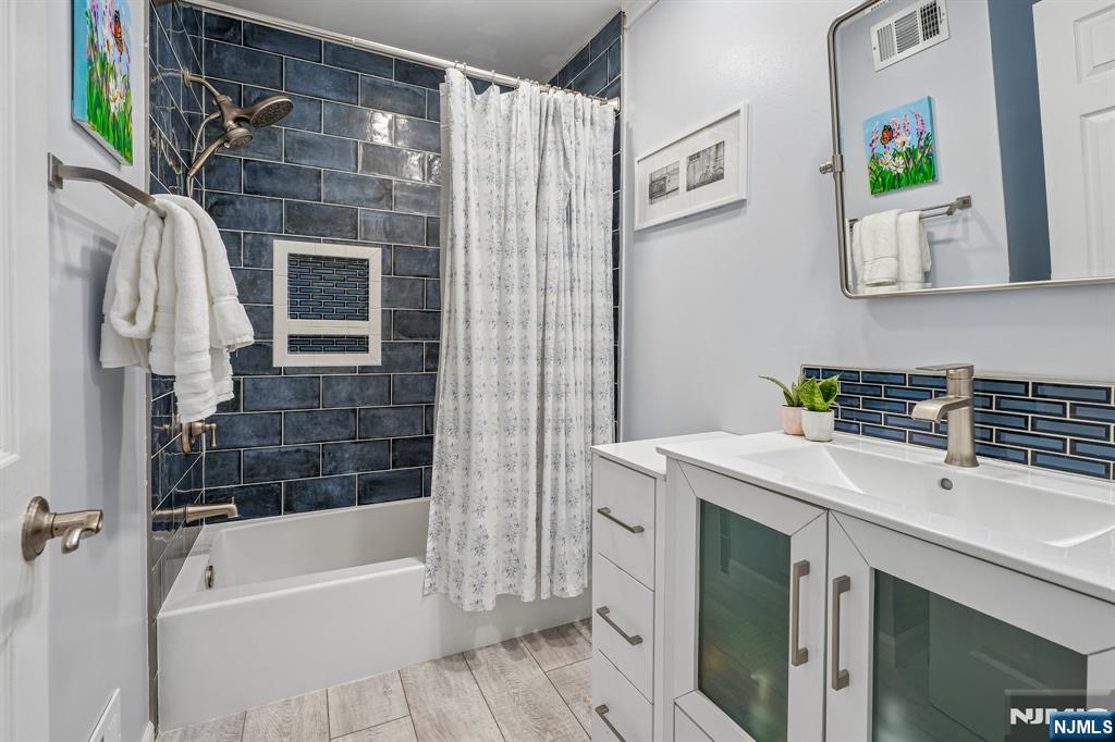 78 Elmwood Road, Cedar Grove, NJ, 07009