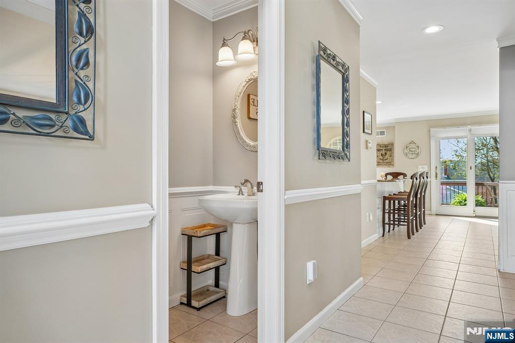 78 Elmwood Road, Cedar Grove, NJ, 07009