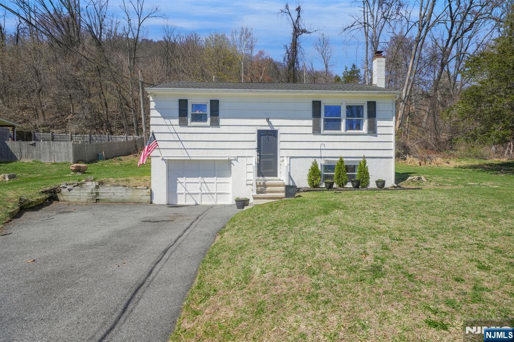 35 Zinnia Drive - Photo 2