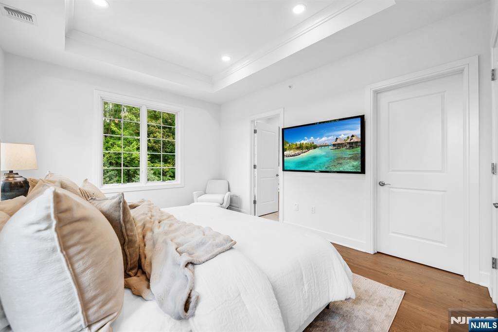 11 Gabriel Court UNIT 11, Paramus, NJ, 07652