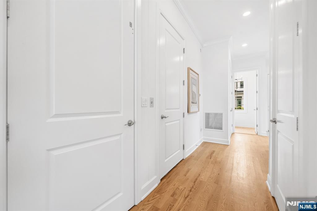 11 Gabriel Court UNIT 11, Paramus, NJ, 07652