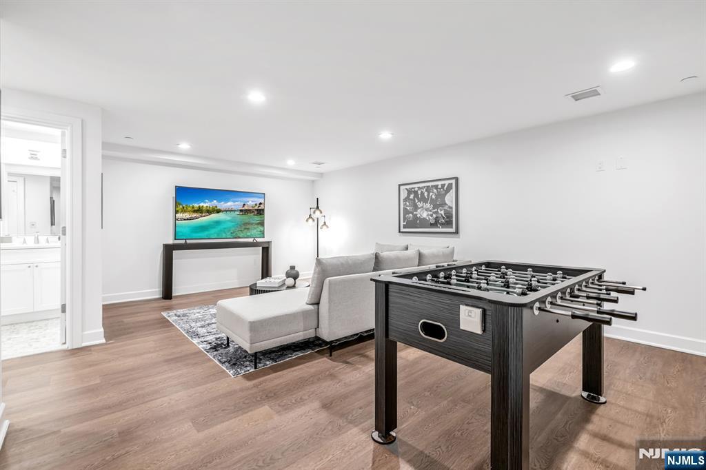 11 Gabriel Court UNIT 11, Paramus, NJ, 07652