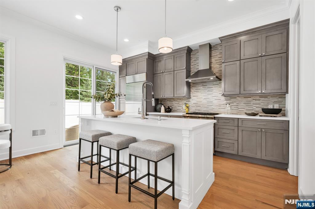 11 Gabriel Court UNIT 11, Paramus, NJ, 07652