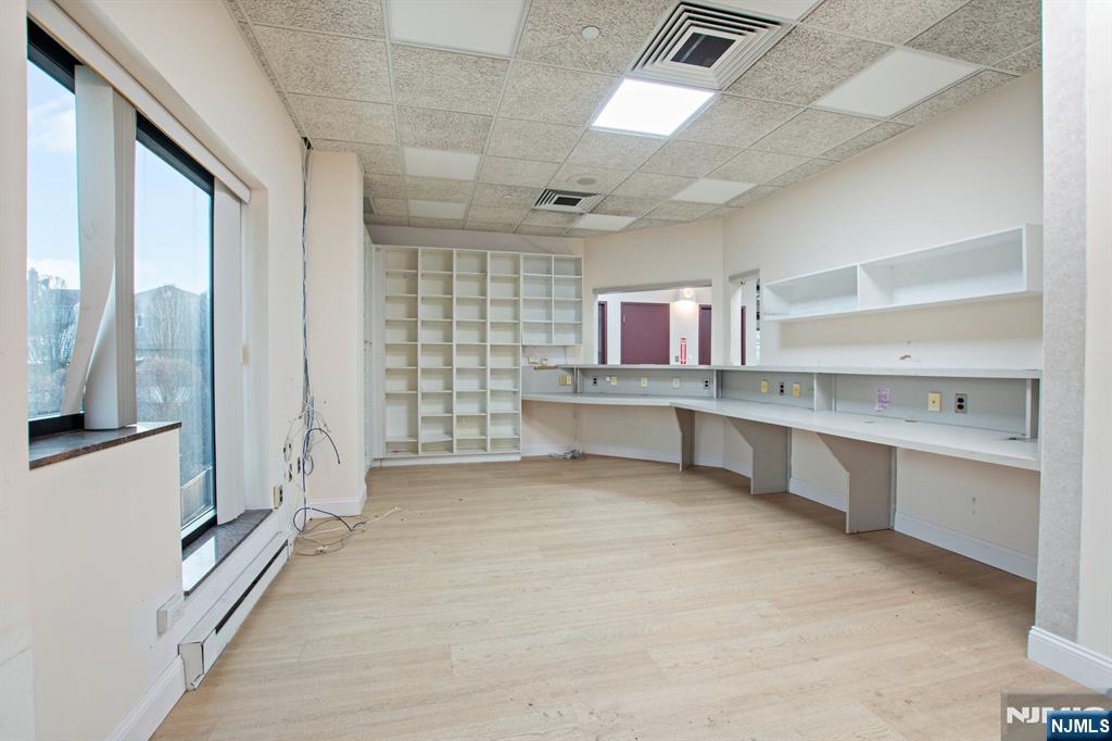 535 Grand Avenue - Photo 3