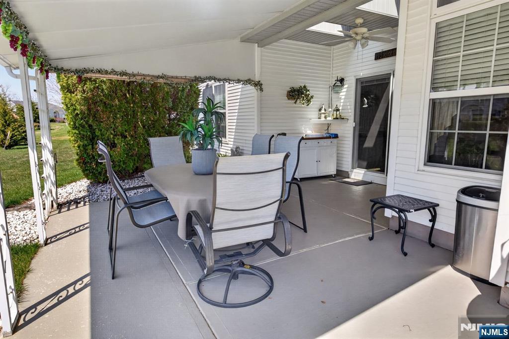 11 Tuscana Court - Photo 9