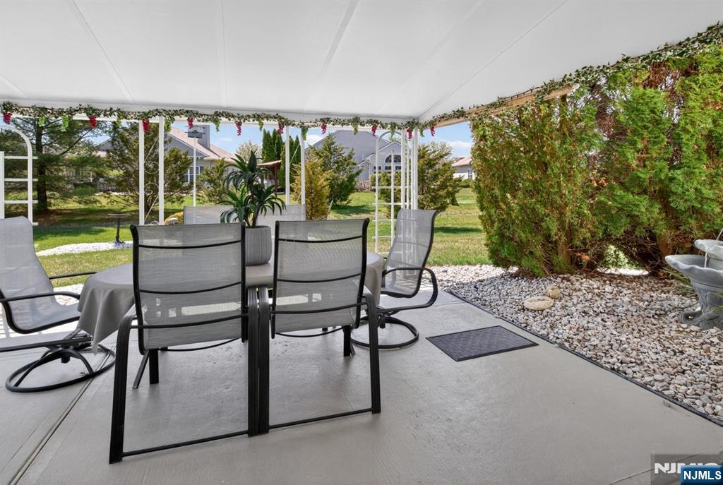 11 Tuscana Court - Photo 10