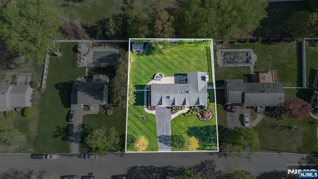 47 Colfax Drive - Photo 3