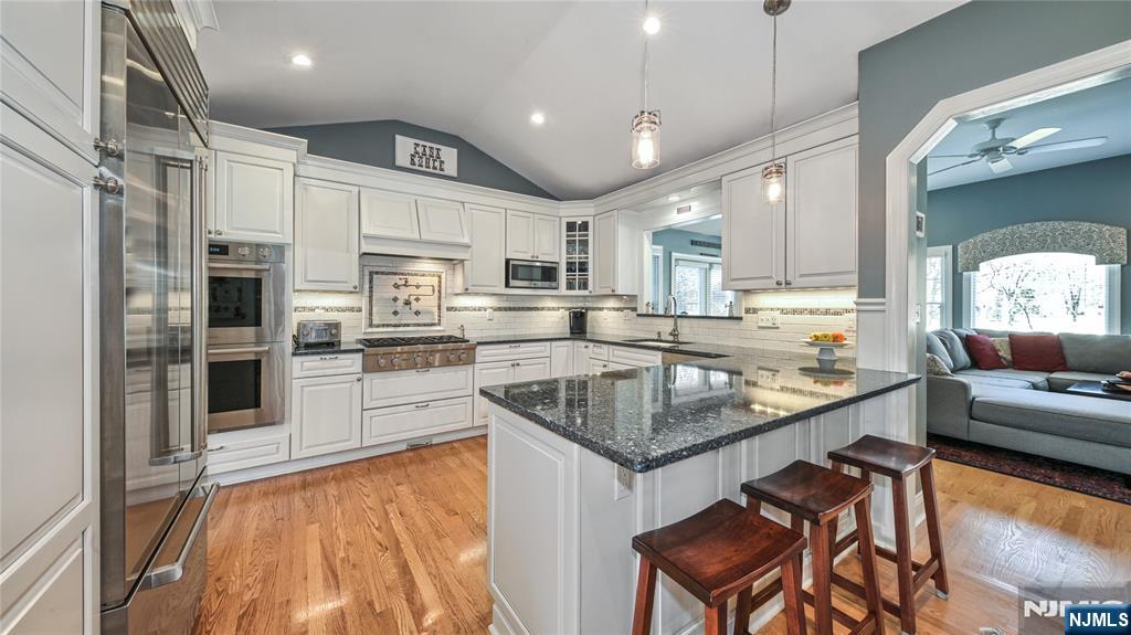 47 Colfax Drive - Photo 4