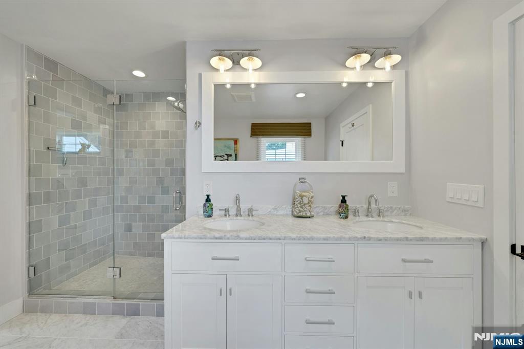 7 Hawthorne Avenue — photo 23