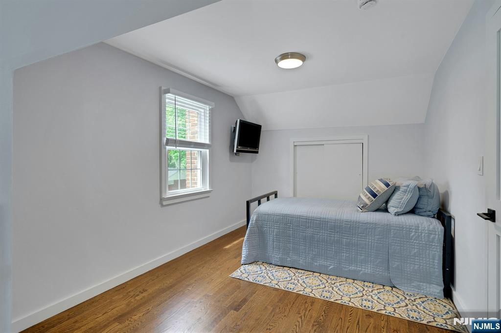7 Hawthorne Avenue — photo 28