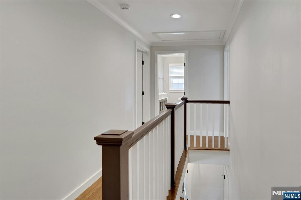 7 Hawthorne Avenue — photo 33